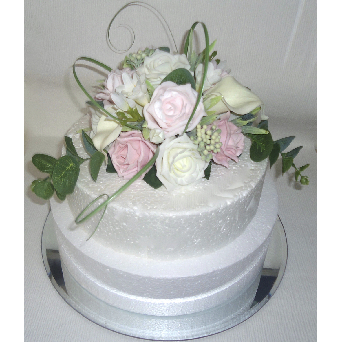 Light & Medium Pink Roses Cake Flowers